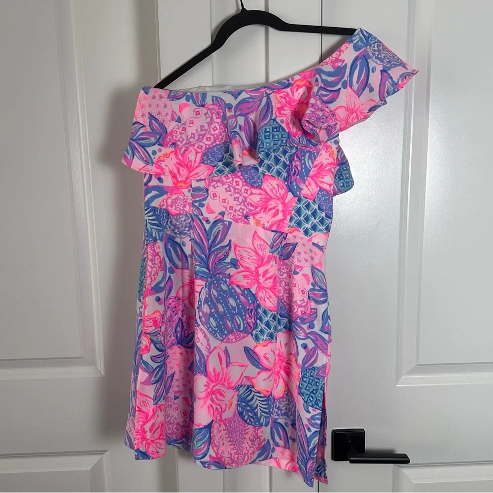 Lilly Pulitzer (2) “Kipton” Romper - One Shoulder Blue / Pink Floral Print - Picture 3 of 11
